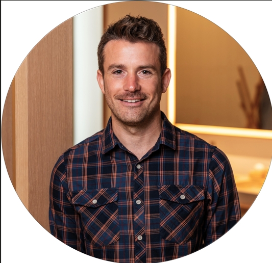 Herr Phillip Schwärzel